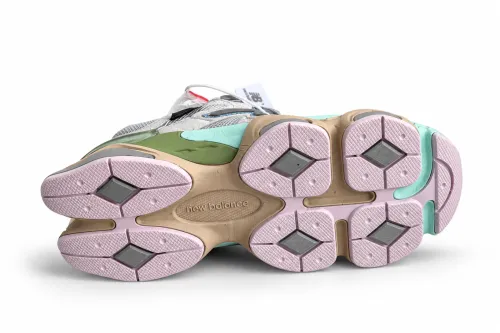 Кросівки New Balance 9060 у колір Grey Pink Cordura. мініатюра 5