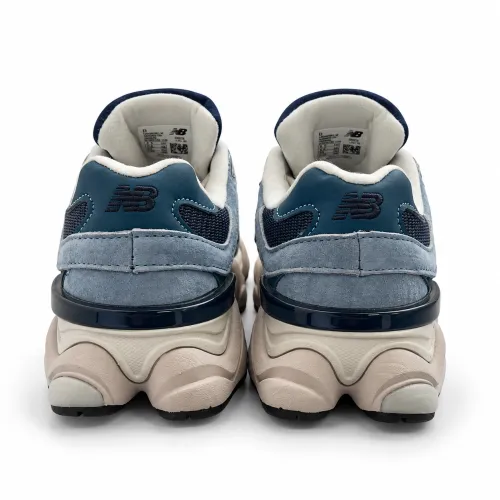 Кросівки New Balance 9060 у колір Vintage Indigo / Heron Blue. мініатюра 4