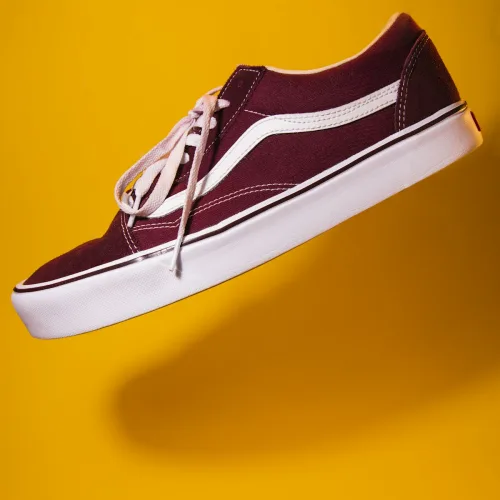 Retro Canvas Burgundy