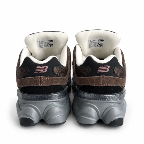 Жіночі кросівки New Balance 9060 в кольорі dark brown 🤎 мініатюра 4